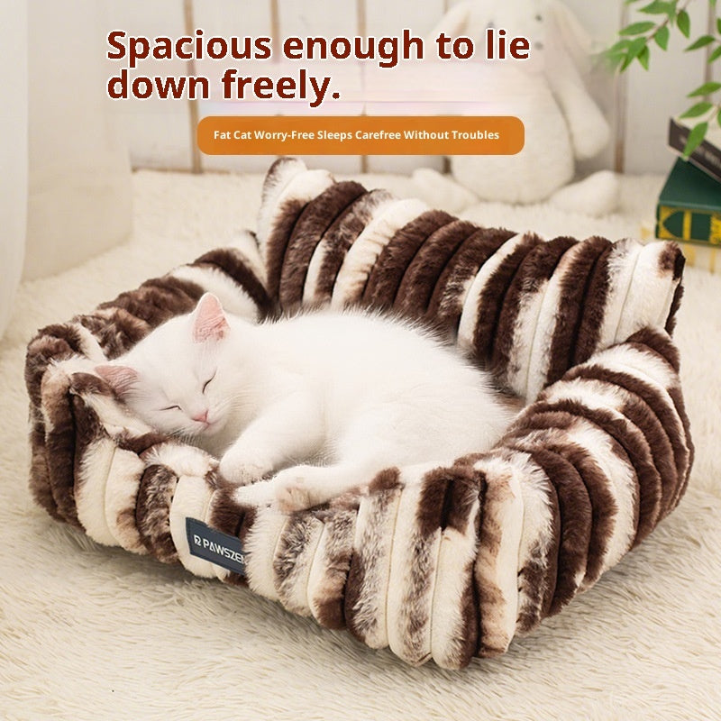 Luxury Plush Sofa Bed for Happy Large Pets